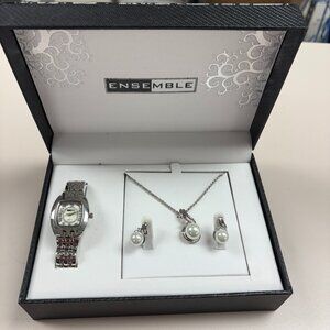 NIB Jewelry Set Silver Tone Watch 4 Piece Set Costume Necklace Earrings